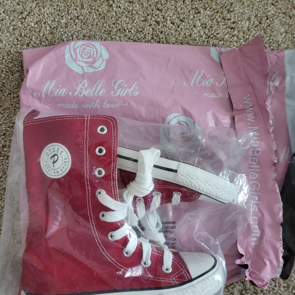♥️NWT♥️ MIA BELLE GIRLS BOOT SNEAKERS - Picture 9 of 11